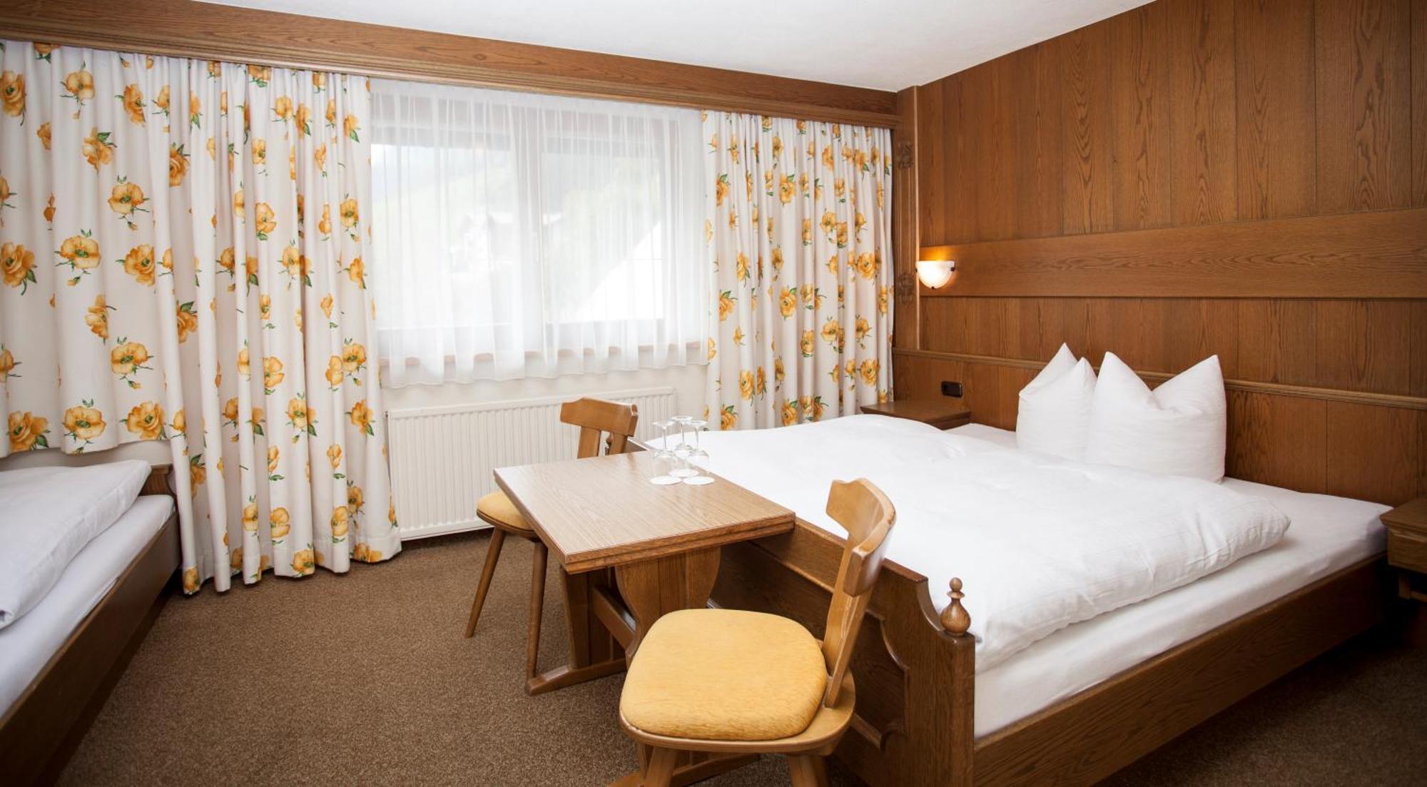 Gasthof Talblick Ischgl Ngoại thất bức ảnh